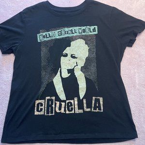 Disney Cruella Women's T-shirt Size XL